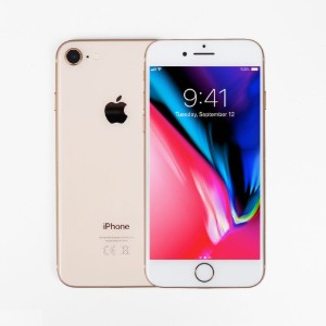 IPHONE SE2 64GB UK USED WITH PACKAGE | Tuatuagye